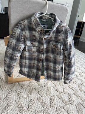 Plaid Button-Up Jacket in Gray and Brown thermal inside size 6